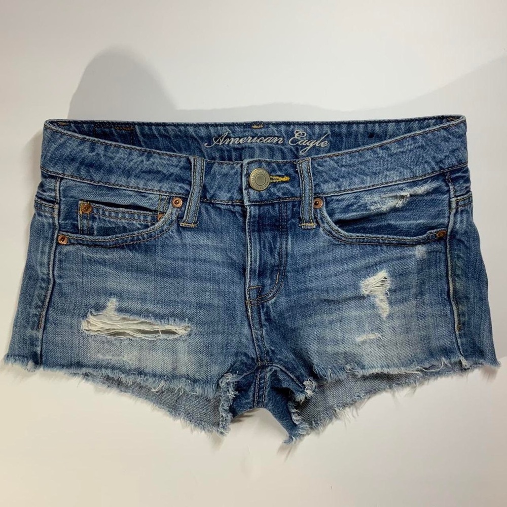 American Eagle y2k low rise distressed denim shorts
